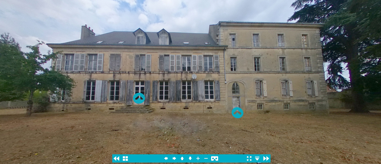 Visite virtuelle sur photos 360° d'un bâtiment avant réhabilitation